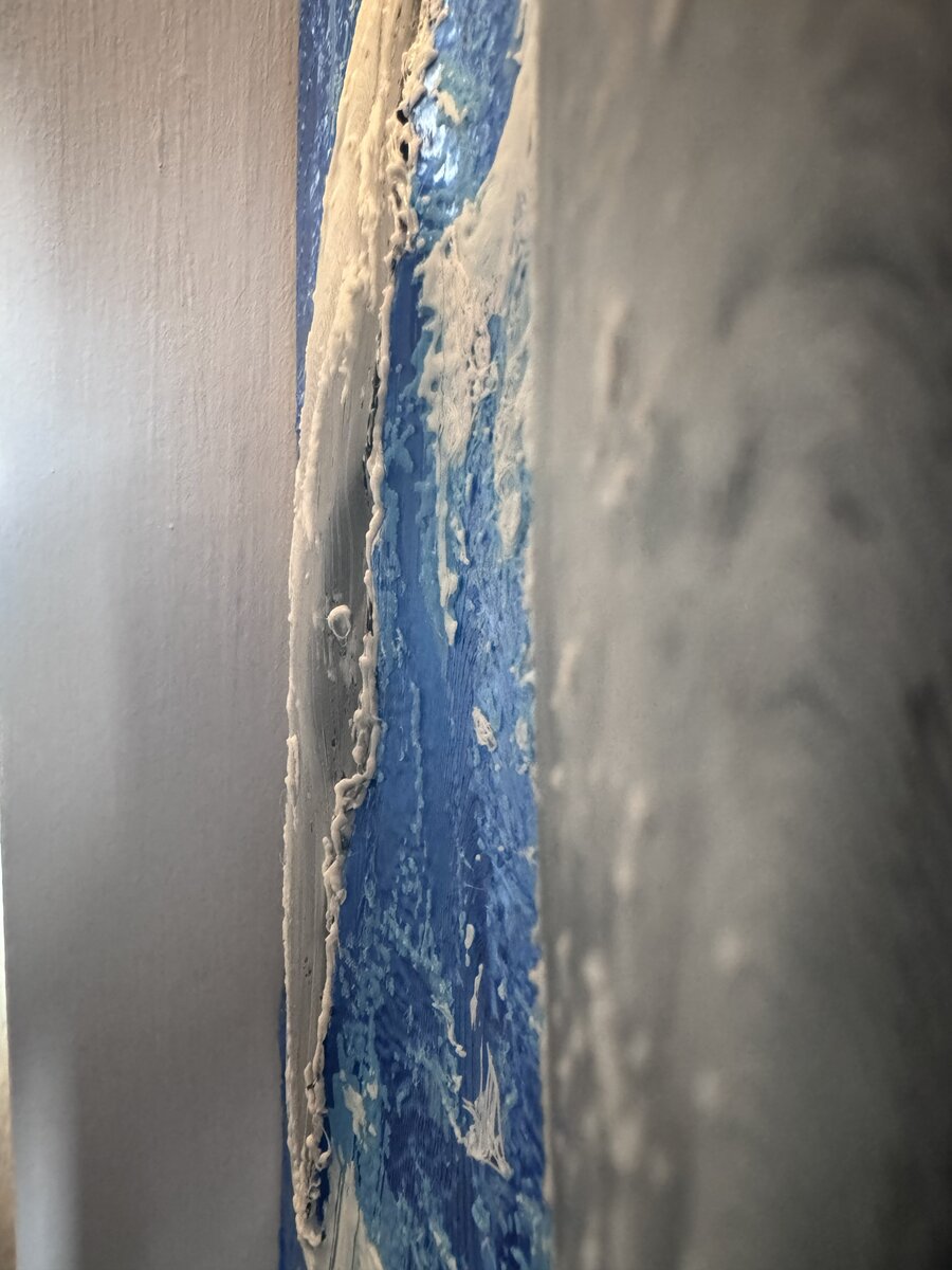 Side view of the 3D-printed lithopane revealing internal depth profile